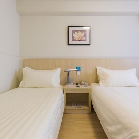 Jinjiang Inn Wujiang Zhongshan North Road Suzhou  Bagian luar foto